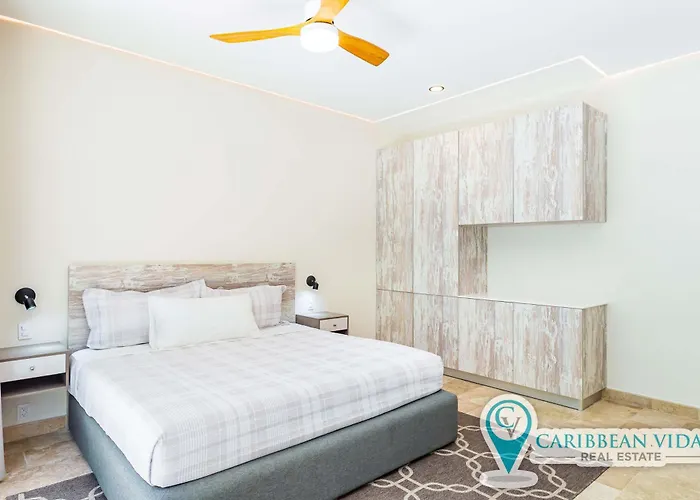 Stylish Sexy 1 Bd W/ Private Pool & Rooftop Pool *